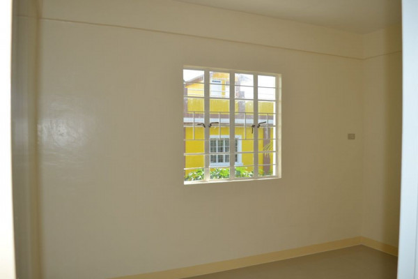 2 Beds 1 Bath Apartment/condo