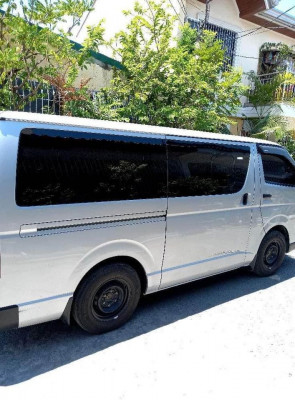 VAN FOR RENT