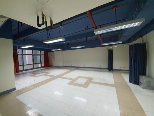 Office in Mandaluyong for Rent (Great Location)