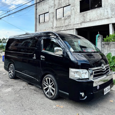 VAN FOR RENT - Super Grandia