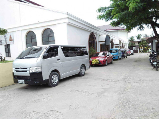 Van with driver and fuel for rent