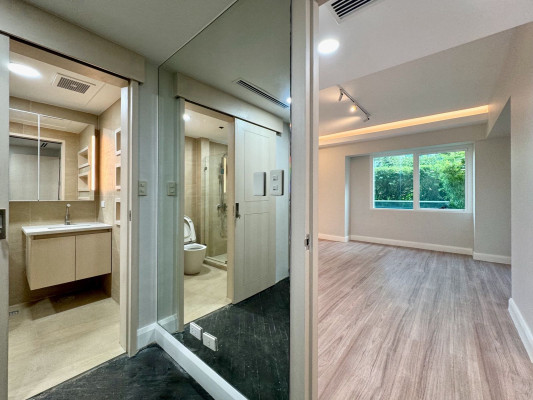 Grab this Breathtaking 2-Bedroom Condo Unit in Rockwell, Makati