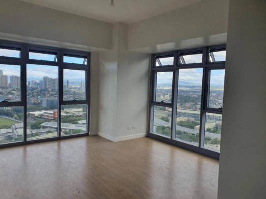 3BR unit in Park Triangle Residences