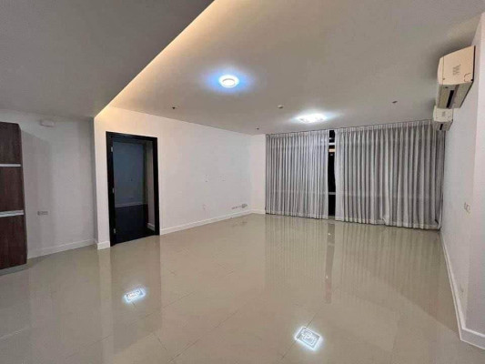 East Gallery Place 2BR unit with parking Condo for Sale