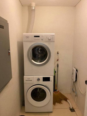 One Serendra 1BR unit with parking Condo for Sale in BGC Taguig