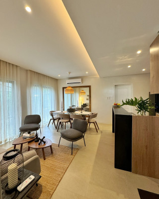Modern Urban Resort Townhouse