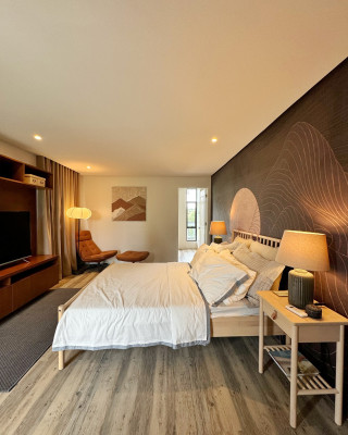 Modern Urban Resort Townhouse