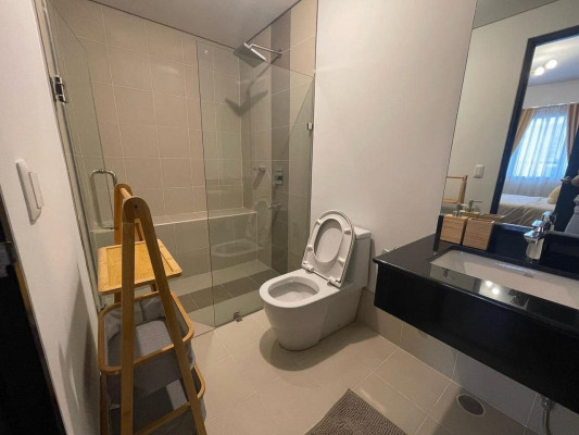 Own this Elegant 1-Bedroom Condo in Two Maridien,
