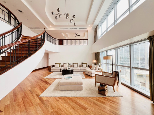 Walk-Through this 4-Bedroom Penthouse Bi-Level Unit in The Forbes Tower