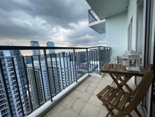 Own this Elegant 1-Bedroom Condo in Two Maridien,