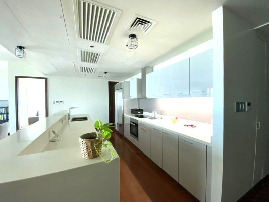 3BR Unit For Sale - Horizon Homes, Shangri-La BGC