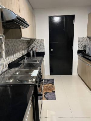 Own this Cozy 2-Bedroom Overlooking BGC Skyline at One Maridien