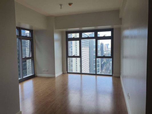 3BR unit in Park Triangle Residences