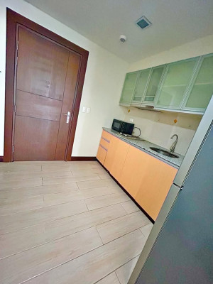 Three Central Makati 29N