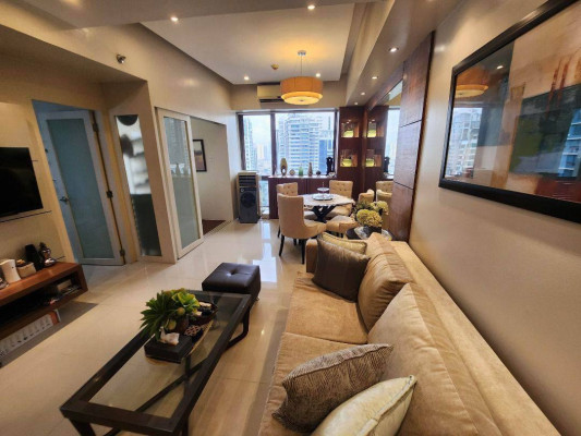 1BR unit in Bellagio with beautiful view of Burgos Circle