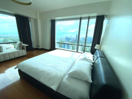 3BR Unit For Sale - Horizon Homes, Shangri-La BGC