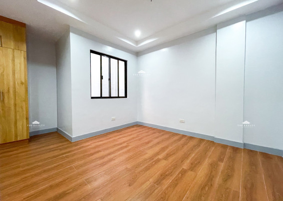 Brand-new townhouses located in a secure, exclusive gated community within a pri