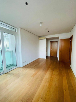 1BR unit in Park Terraces with parking Condo for Sale