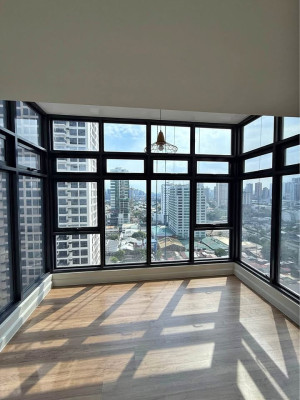 2BR Unit For Sale - The Sandstone at Portico
