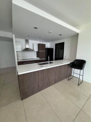 East Gallery Place 2BR Flex type unit good view with parking