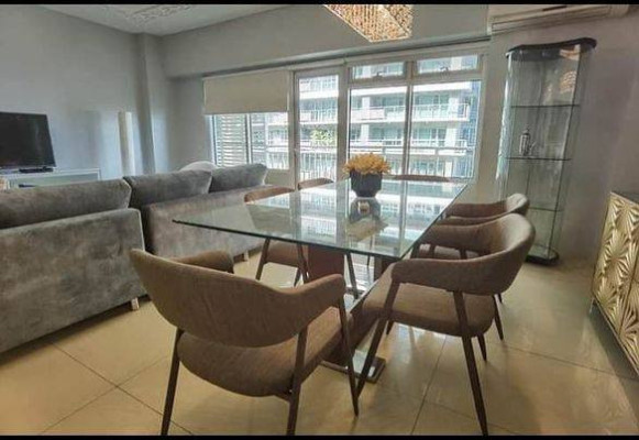 2BR unit in One Serendra Facing East Tower with 2parking slots