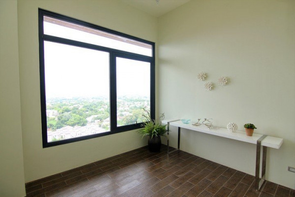 3 BEDROOM READY FOR OCCUPANCY CONDO IN SUNDANCE RESIDENCES CEBU