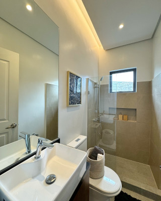 Modern Urban Resort Townhouse