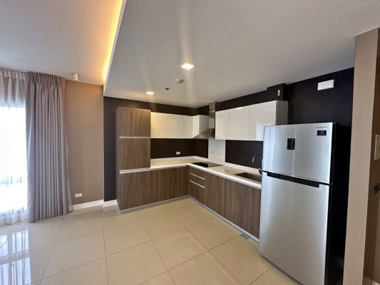 East gallery place 2br for sale high street Maridien verve residences