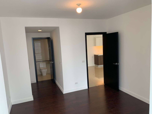 West Gallery Place 1Bedroom unit with parking slot