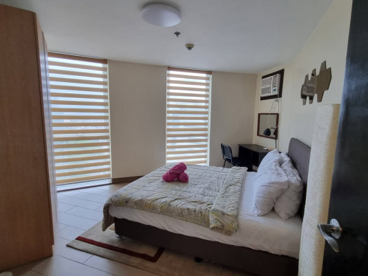 Fully furnished 3-bedroom condo with parking for sale at The Venice Luxury