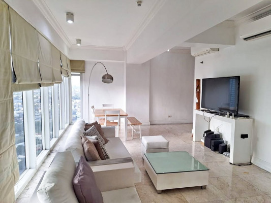 Salcedo Park Tower Makati For Sale
