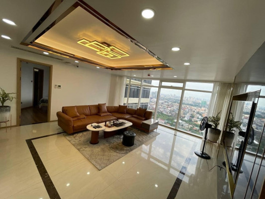 A Luxurious and Elegant Condo Unit for Sale in Salcedo, Makati.