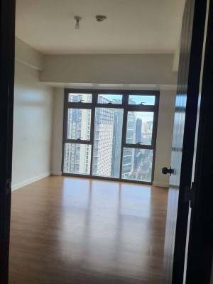 3BR unit in Park Triangle Residences
