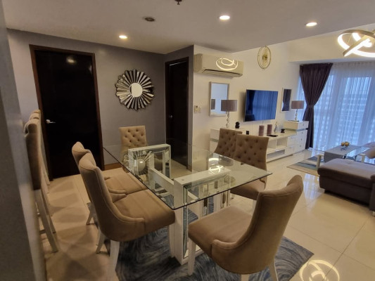 Fully furnished 3-bedroom condo with parking for sale at The Venice Luxury