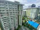 One Serendra 1BR unit with parking Condo for Sale in BGC Taguig