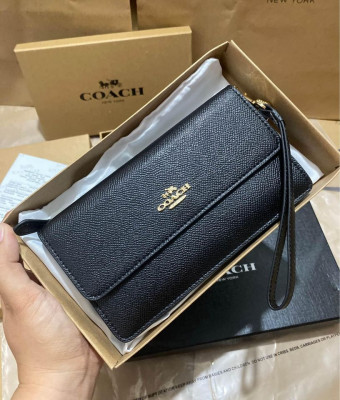 COACH WOMEN WRISTLET WALLET