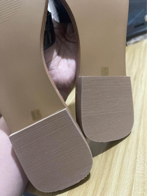 Authentic Steve Madden Hadyn Slides