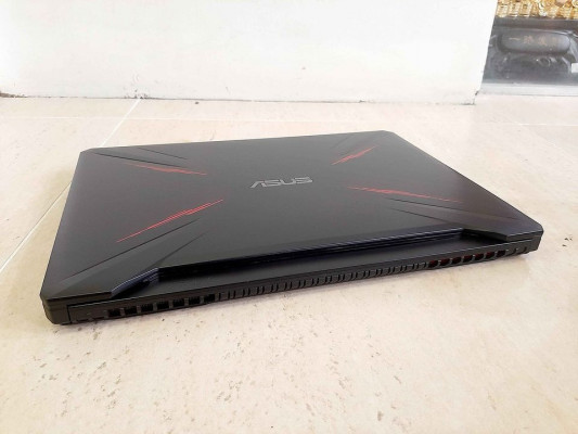 Asus TUF ( Ryzen 7 9th-Generation )