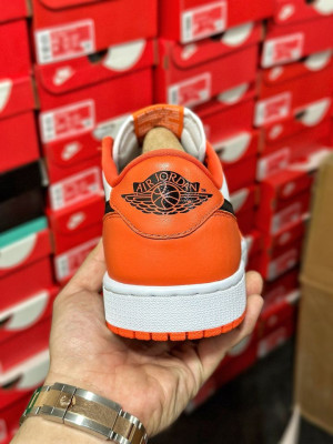 Air Jordan 1 Low OG "Shattered Backboaard"