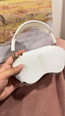Apple AirPods Max