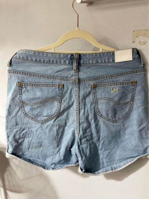 Brand new Lee Short