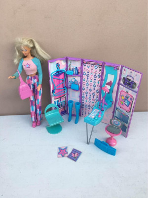 Barbie Glamorous playset