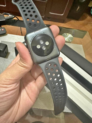 Apple Watch Series 3 (Nike Edition)