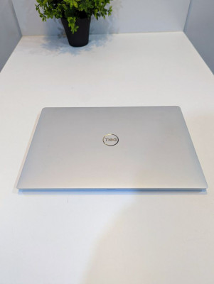 Dell XPS 13 7390 (2020)