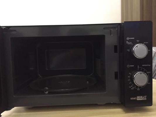 Fujidenzo Microwave Oven