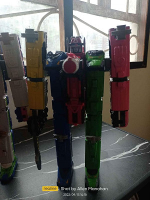 Reshha sentai ToQger robots