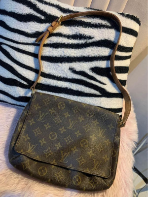 LV Pre Owned Bag