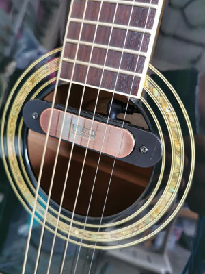 Washburn Black Night Series Dreadnought Electro Acoustic Guitar Solid Top