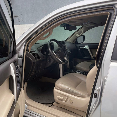 2012 Toyota landcruiser prado