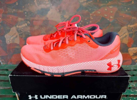 Under Armour Womens HOVR Machina 2